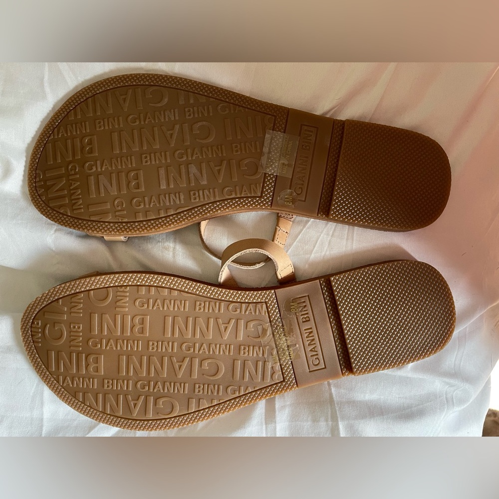 Never worn, Gianni Bini size 8 sandals